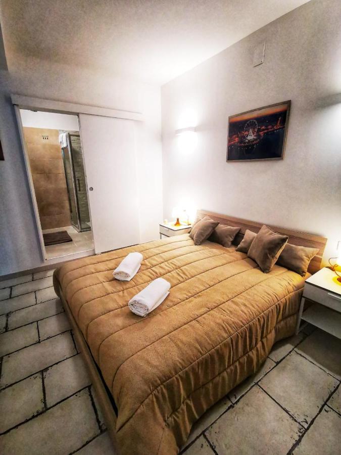 Pietra Bianca Appartment Bari Exterior foto