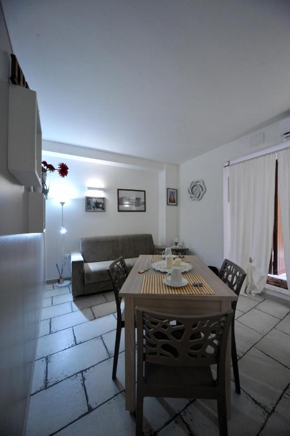 Pietra Bianca Appartment Bari Exterior foto