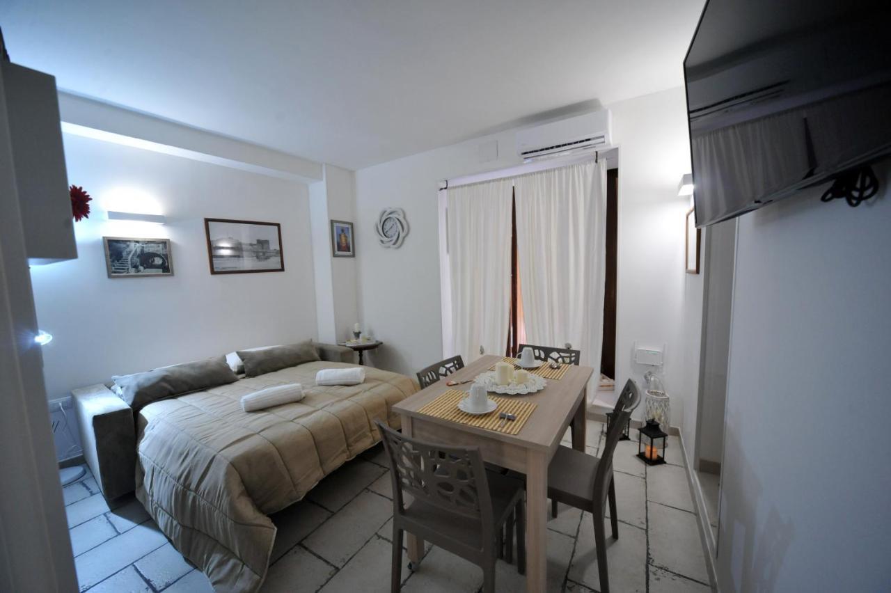 Pietra Bianca Appartment Bari Exterior foto